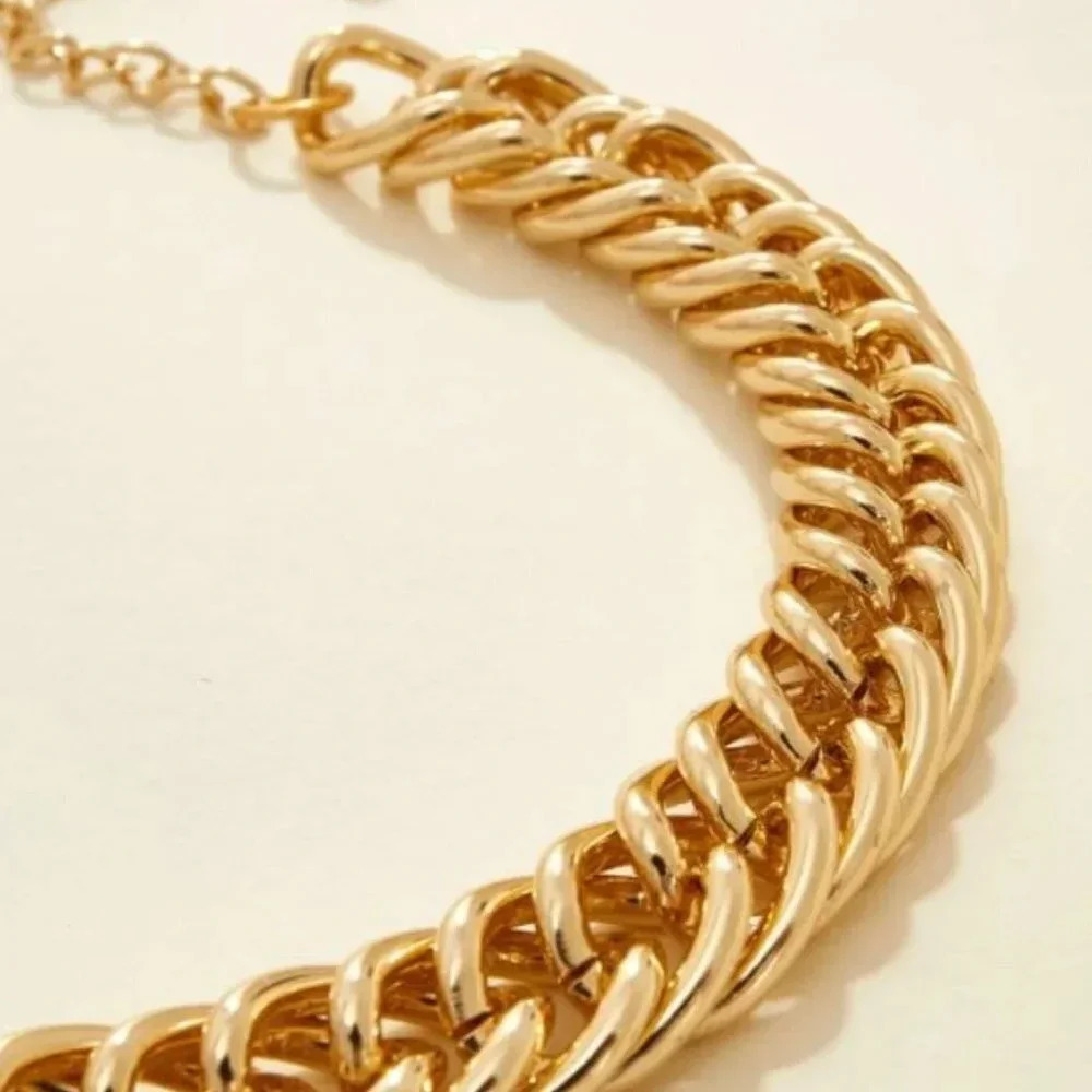 NEW Minimalist 18K Gold Thick Chain Necklace - Picture 5 of 6